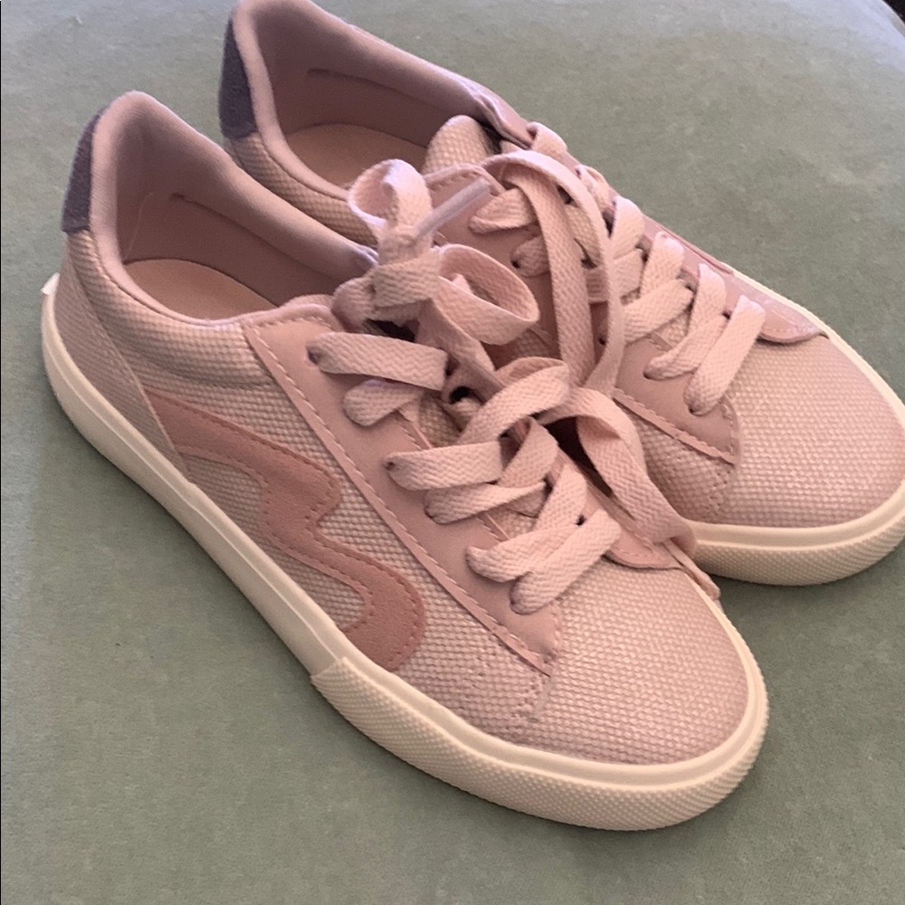 Blowfish Pink Sneakers Casual Canvas Style